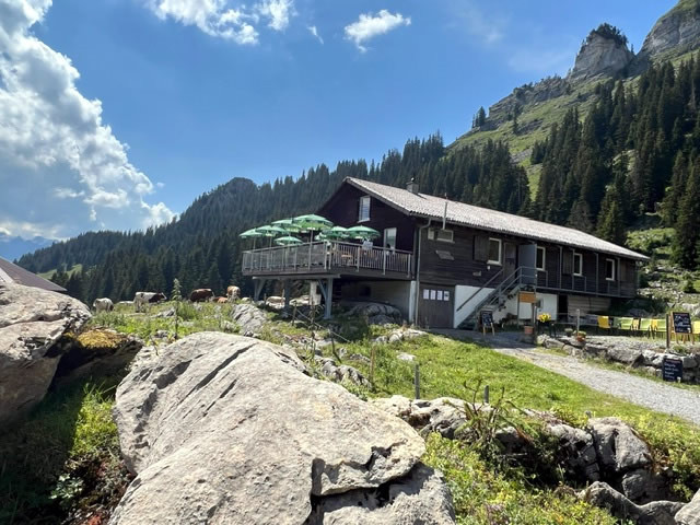 Neue Aussichtsterrasse Hintisberg Neue Aussichtsterrasse Hintisberg